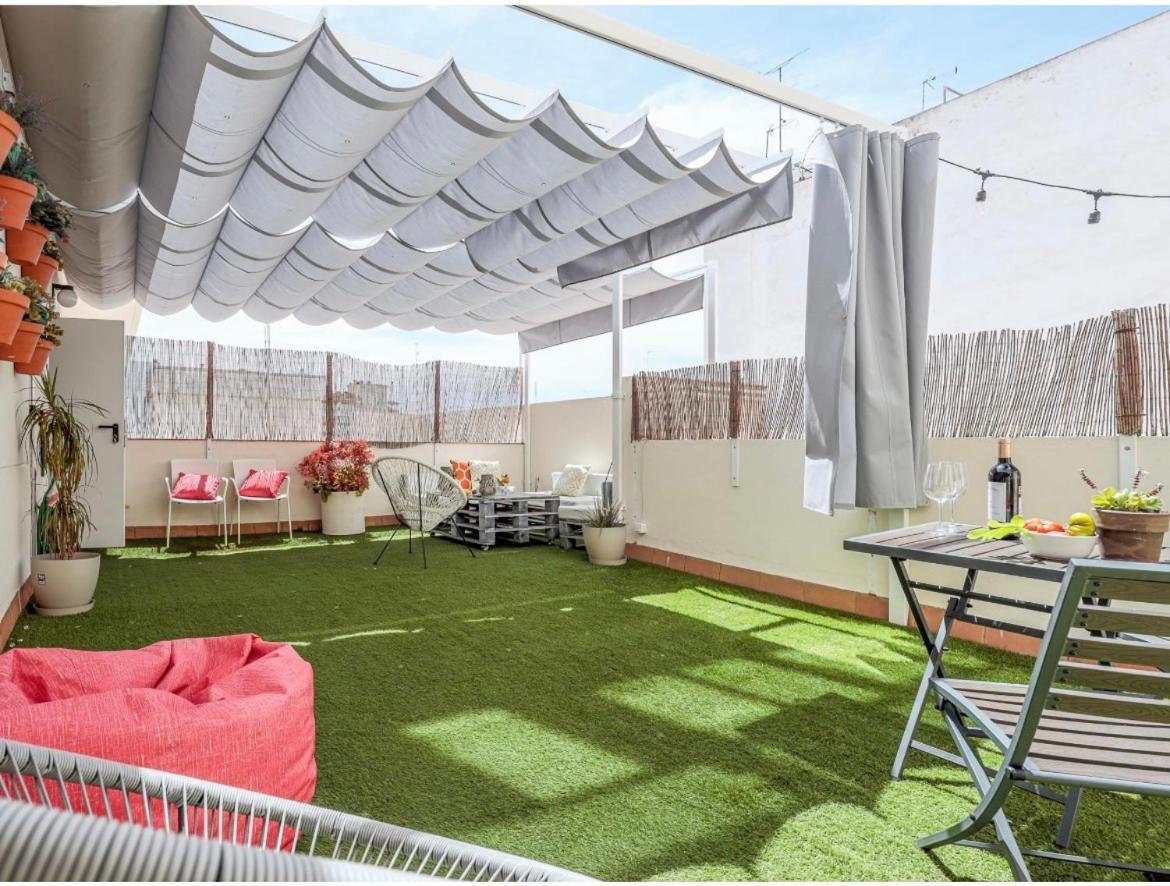 Exclusivo Duplex con terraza en Sevilla Exterior foto